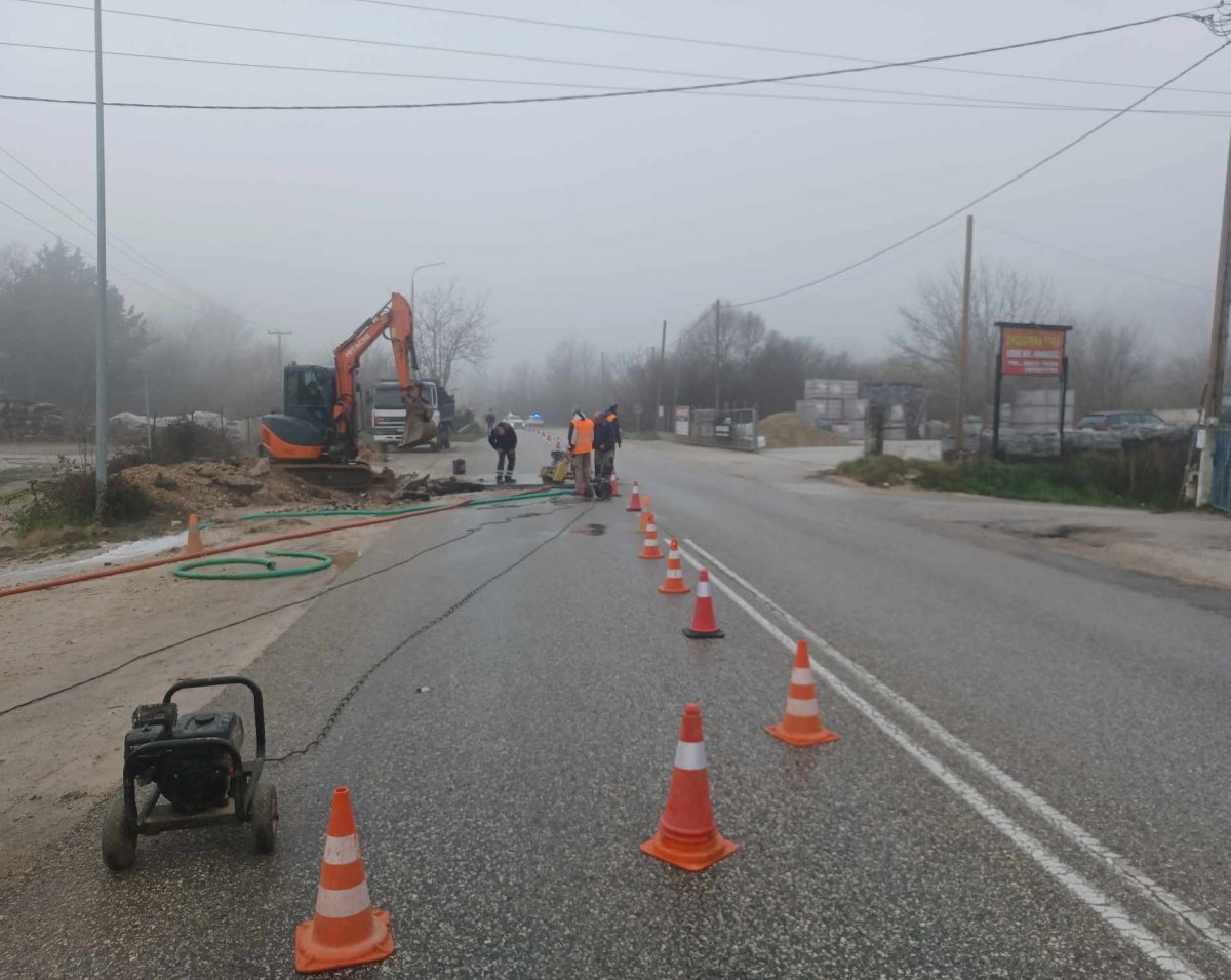 Αποκατάσταση Βλάβης Στον Κεντρικό Αγωγό Ύδρευσης (600 mm) Στο Πέραμα